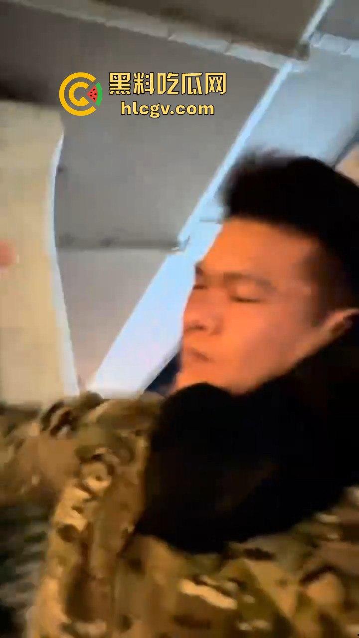 湖北襄阳退役军人被酒醉男暴揍！坚守身份全程没还手，这醉汉真是命大！-6